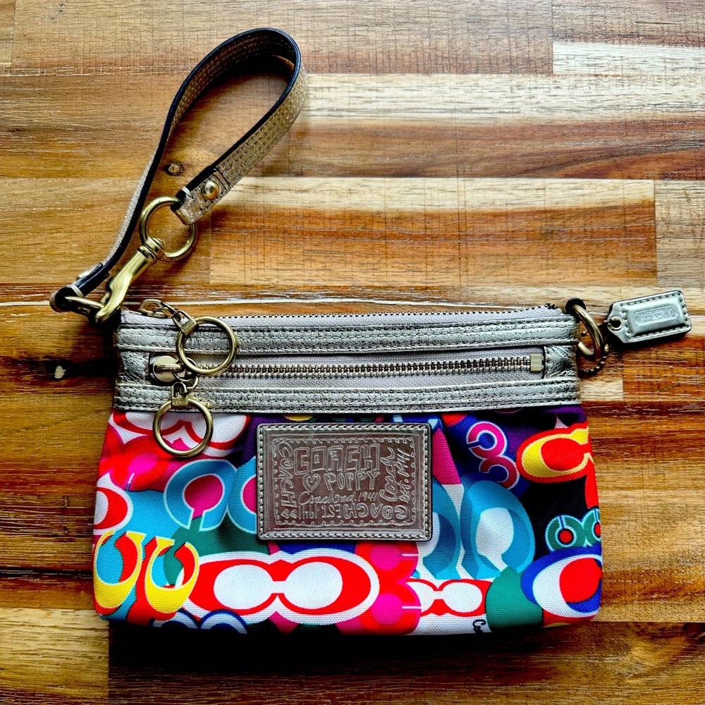 Coach - Vintage Coach Wristlet